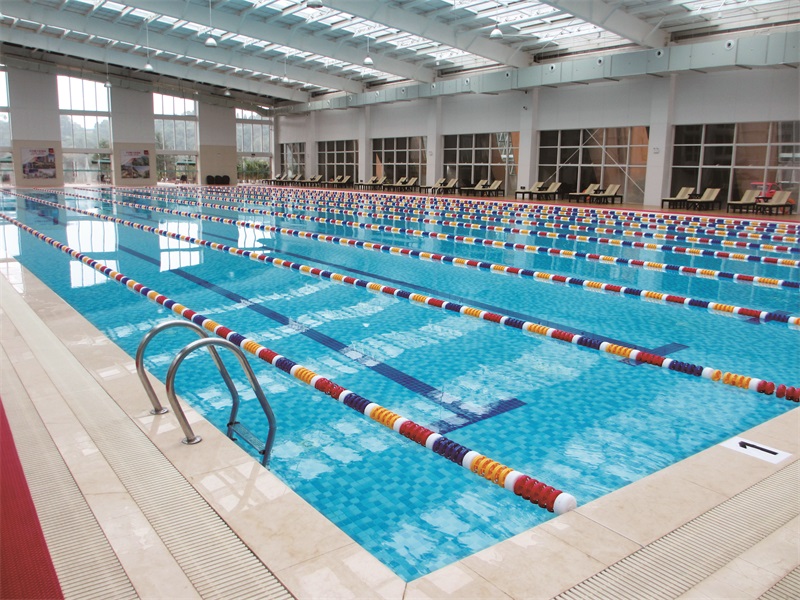 氛围源热泵在大型泅水池热水体系节能革新中的利用
